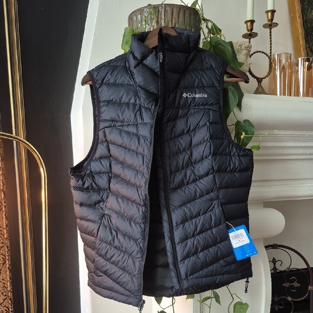 Columbia Black Puffer Vest medium tag removed